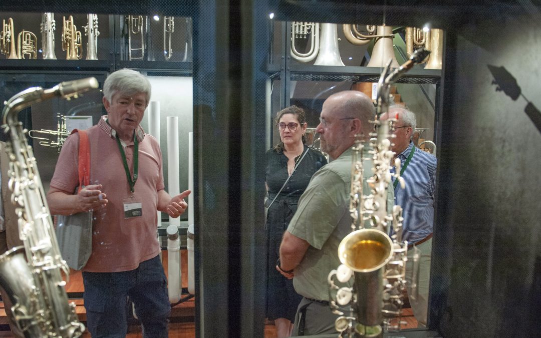 Nazaat van ‘Tilburgse maestro’ Jos Kessels bezocht Kessels Museum
